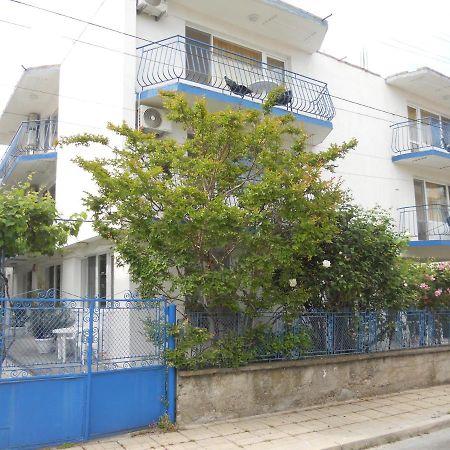 "Aхтополис" - Подсигурено Безплатно Паркиране Achtopol Exterior foto